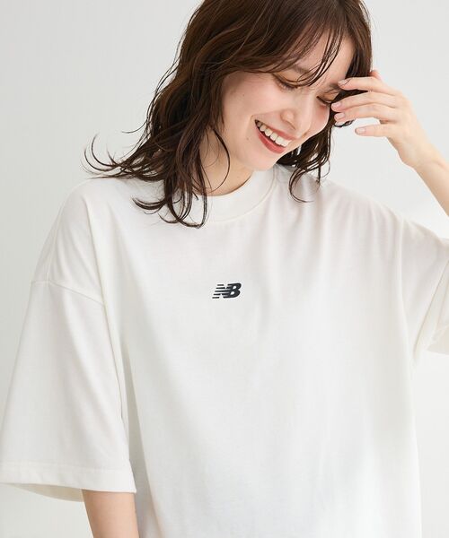 EU,US NEW BALANCE(イーユーユーエスニューバランス)の「●NEW BALANCE グラフィックTシャツ(Tシャツ/カットソー・レディース・オフホワイト/ブラック・M)」の1枚目の写真