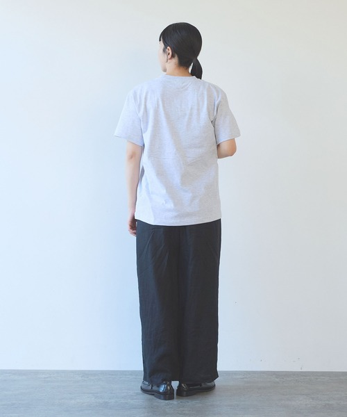 yuni（ユニ　）の「CHORUS embroidery　Tシャツ（Tシャツ/カットソー・レディース・ホワイト/グレー・FREE）」の5枚目の写真