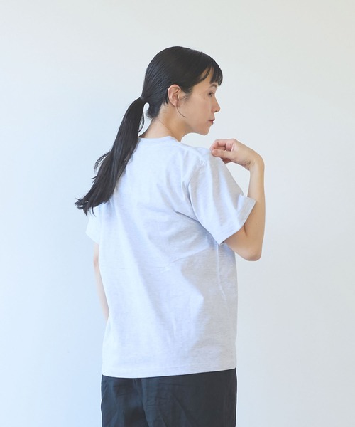 yuni（ユニ　）の「CHORUS embroidery　Tシャツ（Tシャツ/カットソー・レディース・ホワイト/グレー・FREE）」の8枚目の写真