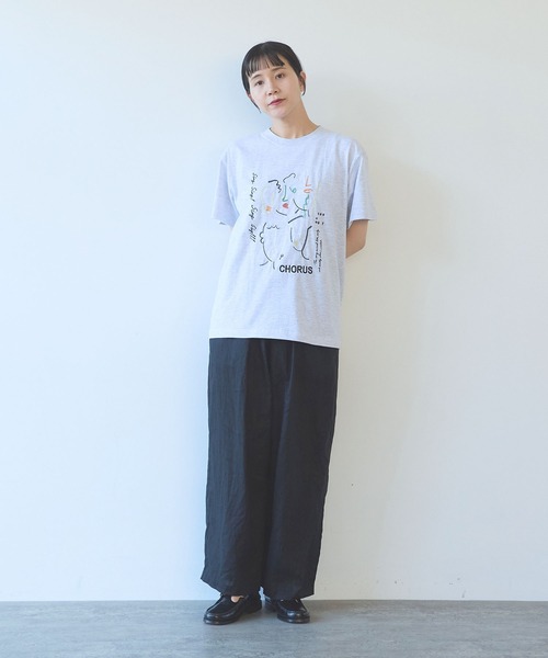 yuni（ユニ　）の「CHORUS embroidery　Tシャツ（Tシャツ/カットソー・レディース・ホワイト/グレー・FREE）」の3枚目の写真