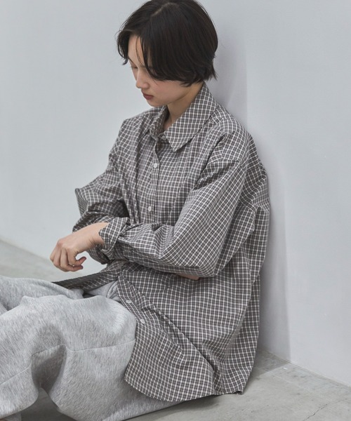 feepur（フェピュール）の「ミニチェックオーバーシャツ（シャツ/ブラウス・レディース・グレー/アイボリー・MEDIUM）」の2枚目の写真