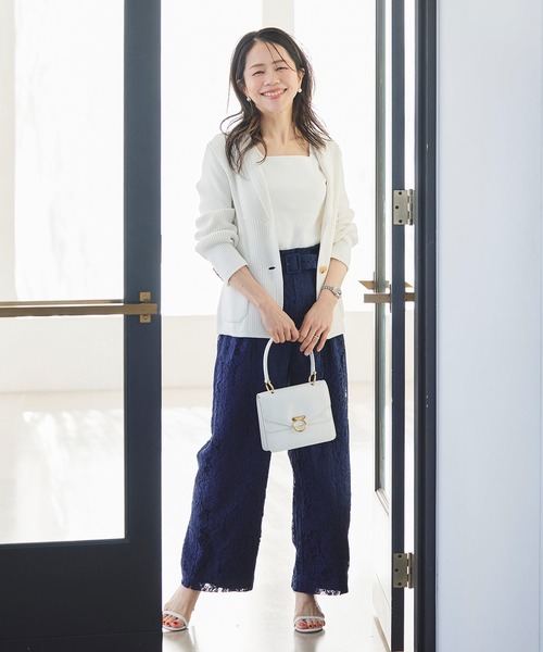 &BLOOM(アンドブルーム)の「UVカット スクエアネック トップス バストパッド付 &BLOOM(アンドブルーム)(Tシャツ/カットソー・レディース・ブラック×ホワイト/ホワイト/ブラック・フリー)」の6枚目の写真