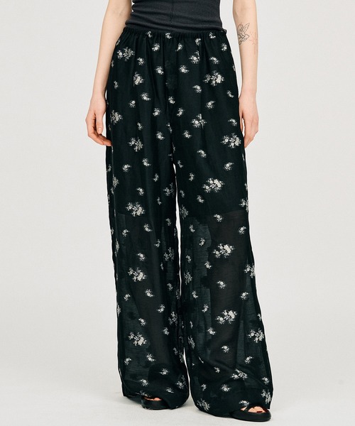 PRANK PROJECT(プランクプロジェクト)の「【Pre-Order】フラワージャガードラウンジパンツ / Flower Jacquard Lounge Pants(その他パンツ・レディース・ピンク/チャコールグレー・36/38)」の3枚目の写真