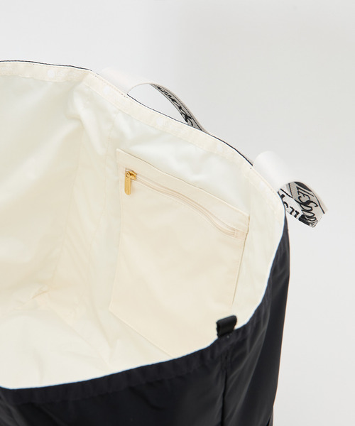 martinique(マルティニーク)の「《別注》【LeSportsac/レスポートサック】1043 E/W REVERSIBLE PKT TOTE(Solid)(トートバッグ・レディース・ブラック・FREE)」の6枚目の写真