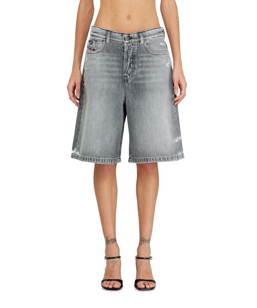 DIESEL(ディーゼル)の「ウィメンズ リラックスフィットデニムショートパンツ DE-SIRE-SHORT(デニムパンツ・レディース・ブラック系その他・26inch/25inch/23inch/24inch)」の4枚目の写真