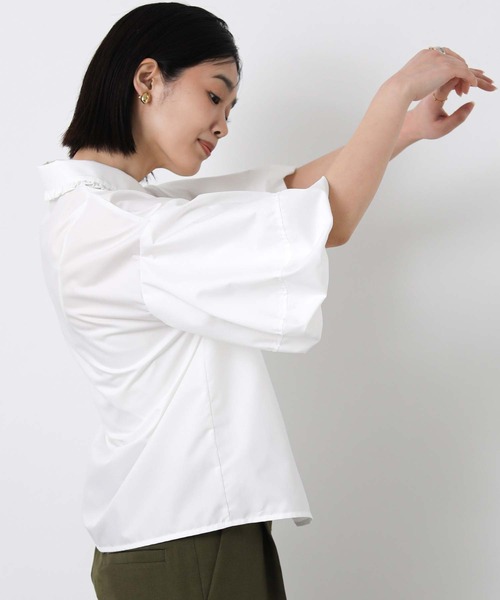 margaux（マルゴー）の「フリル襟バルーンスリーブブラウス（シャツ/ブラウス・レディース・オフホワイト/サックスブルー・FREE）」の8枚目の写真