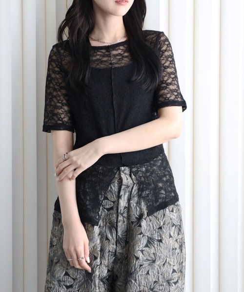 YENNA(イェンナ)の「シアーレースセンタースリット半袖ブラウス/レースTシャツ(Tシャツ/カットソー・レディース・ブラック/アイボリー・FREE)」の15枚目の写真