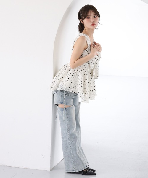 one after another NICE CLAUP(ワンアフターアナザーナイスクラップ)の「【SMサイズ展開あり】サイドスリットフレアリボンデニムパンツ(デニムパンツ・レディース・サックスブルー/ブラック/ブルー・MEDIUM/SMALL/X-SMALL)」の20枚目の写真