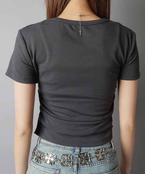 SPINNS（スピンズ）の「重ね着要らず これだけ1枚。配色レイヤード半袖コンパクトT（Tシャツ/カットソー・レディース・チャコール/ネイビー/ブラック/グレー/オフホワイト・ONESIZE）」の13枚目の写真