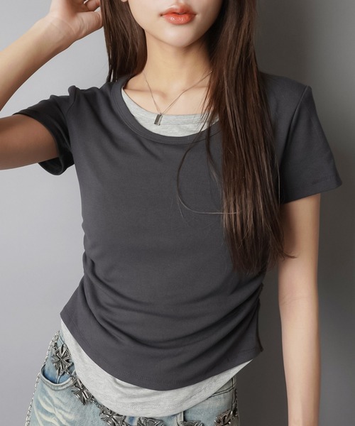 SPINNS（スピンズ）の「重ね着要らず これだけ1枚。配色レイヤード半袖コンパクトT（Tシャツ/カットソー・レディース・チャコール/ネイビー/ブラック/グレー/オフホワイト・ONESIZE）」の15枚目の写真