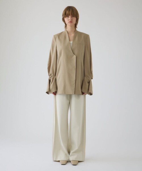 STUDIOUS(ステュディオス)の「【RIM.ARK/リムアーク】Twist sleeve light JK/ツイストスリーブライトジャケット(テーラードジャケット・レディース・ブラック/ベージュ・38/36)」の7枚目の写真