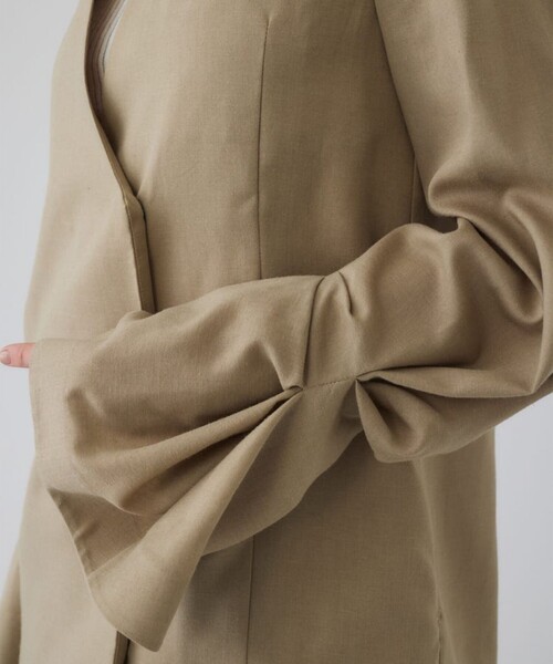 STUDIOUS(ステュディオス)の「【RIM.ARK/リムアーク】Twist sleeve light JK/ツイストスリーブライトジャケット(テーラードジャケット・レディース・ブラック/ベージュ・38/36)」の12枚目の写真