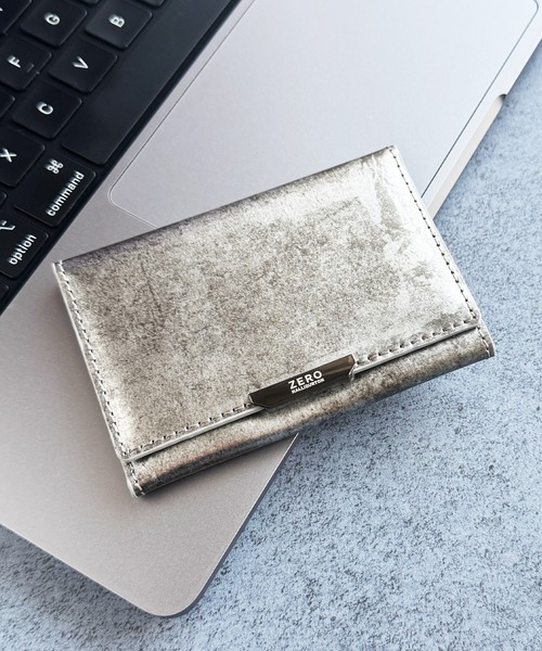 ゼロハリバートン名刺入れアタッシュケース型カードケースシルバー ZERO HALLIBURTON Leather Mag Card Case MagSafe対応 カードケース