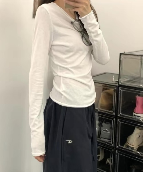CELENA BEATS(セレナビーツ)の「シアー フィット ロング スリーブ ロングTシャツ(Tシャツ/カットソー・レディース・パープル/ホワイト/ブラック/グレー/ブルー・FREE)」の6枚目の写真
