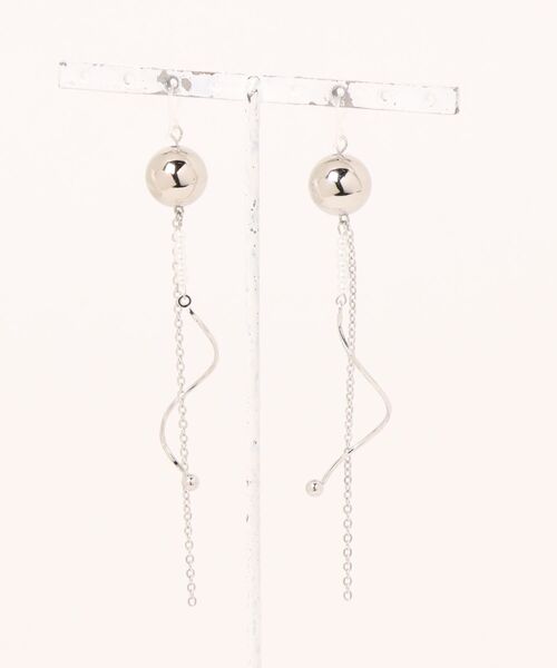 tone（トーン）の「【Astyle】silverbowlチェーン樹脂ピアス(MA)（ピアス（両耳用）・レディース・シルバー・FREE）」の3枚目の写真