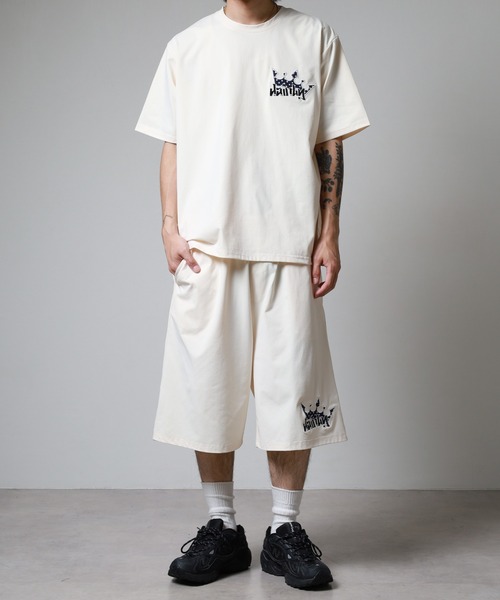 Jungle Storm(ジャングルストーム)の「JUNGLE STORM CROWNワッペン半袖Tシャツ/CROWNワッペンショーツ 2点セット セットアップ(Tシャツ/カットソー・メンズ・アイボリー/ブラック/ピンク・L/M)」の4枚目の写真