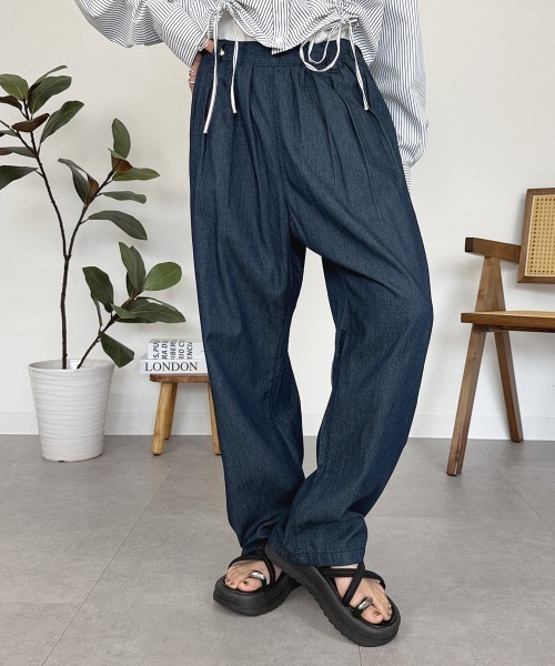 RCD(アールシーディー)の「エアリーデニムタックカーブパンツ(デニムパンツ・レディース・ネイビー/ライトブルー/ワンウォッシュ・3L/LL/L/M/4L)」の22枚目の写真