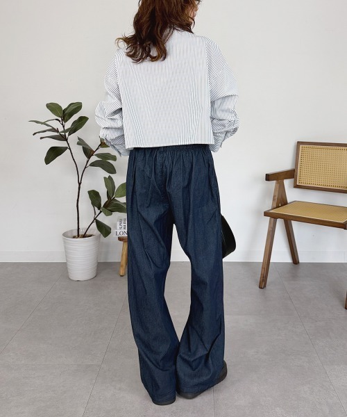 RCD(アールシーディー)の「エアリーデニムタックカーブパンツ(デニムパンツ・レディース・ネイビー/ライトブルー/ワンウォッシュ・3L/LL/L/M/4L)」の14枚目の写真