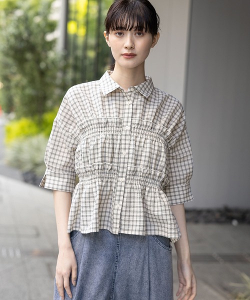 LAKOLE(ラコレ)の「チェックフリルシャツ半袖 / 689400(シャツ/ブラウス・レディース・ブルー/アイボリー/ブラック・FREE)」の2枚目の写真
