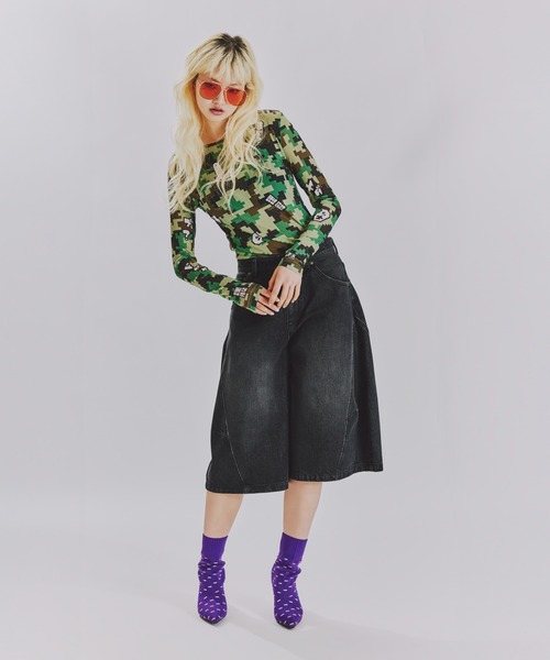 anna sui nyc(アナ スイ エヌ ワイ シー)の「TERA つぶやきCAMOメッシュトップス(Tシャツ/カットソー・レディース・カーキ・FREE)」の16枚目の写真