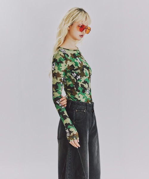 anna sui nyc(アナ スイ エヌ ワイ シー)の「TERA つぶやきCAMOメッシュトップス(Tシャツ/カットソー・レディース・カーキ・FREE)」の22枚目の写真