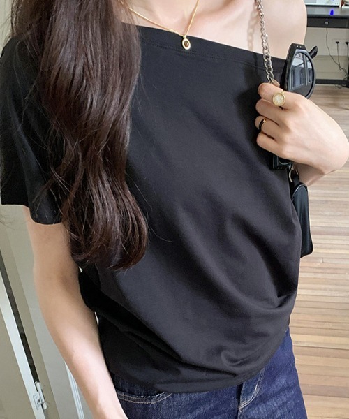 mielu(ミエル)の「ワンショルダールーズTシャツ(Tシャツ/カットソー・レディース・ネイビー/グレー/ブラック/ホワイト・LARGE/MEDIUM)」の13枚目の写真