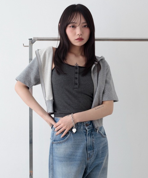WEGO(ウィゴー)の「WEGO/【26年春夏新作】ヘンリーデザインカップインキャミ(キャミソール・レディース・ホワイト/グレー系その他5/ブラック系その他5・FREE)」の13枚目の写真