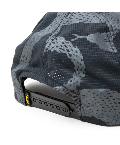 CALEE（キャリー）の「DOTAIR(R) SNAKE PATTERN SOLID CAP ＜REFLECTOR＞（キャップ・メンズ・ブラック・FREE）」の2枚目の写真