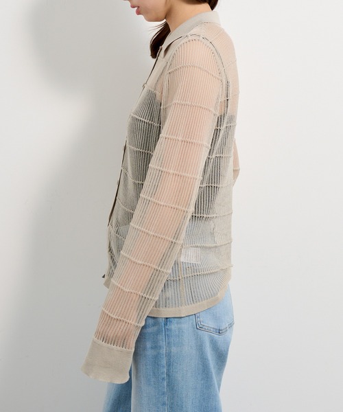 MAISON BREEZE reveur(メゾンブリーズレヴール)の「【MAISON BREEZE reveur】12G針抜きボーダーニットシャツ trc(ニット/セーター・レディース・チャコールグレー/ブラウン系1/グレイッシュベージュ・FREE)」の7枚目の写真