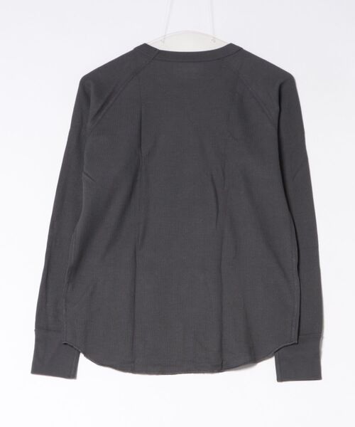 A BAG OF CHIPS(アバッグオブチップス)の「Hanes/ヘインズ Hanes Thermal for HER クルーネックロングスリーブ(Tシャツ/カットソー・レディース・レッド/オフホワイト/グレー・M/L)」の4枚目の写真
