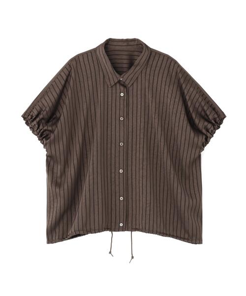 DROIT BELLO(ドロイトベロ)の「DROIT BELLO(ドロイトベロ)サテンカラミオリシャツ(シャツ/ブラウス・レディース・グレー系その他3/ブラウン・F)」の2枚目の写真