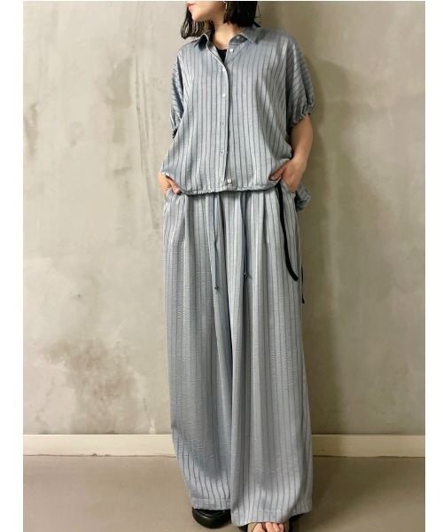 DROIT BELLO(ドロイトベロ)の「DROIT BELLO(ドロイトベロ)サテンカラミオリシャツ(シャツ/ブラウス・レディース・グレー系その他3/ブラウン・F)」の11枚目の写真