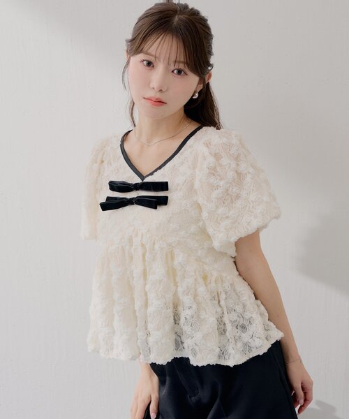 Chico(チコ)の「【SALON by Chico】取り外しリボンフラワーレースパフトップス(シャツ/ブラウス・レディース・ライトベージュ/ブラック/ホワイト・FREE)」の16枚目の写真