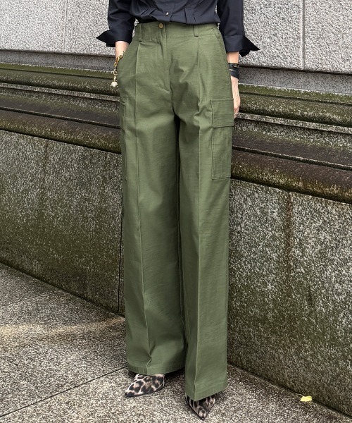 JENNE（ジェンヌ）の「JENNE美脚カーゴパンツ（デニムパンツ・レディース・カーキ/ブラック・SMALL/MEDIUM/LARGE）」の2枚目の写真