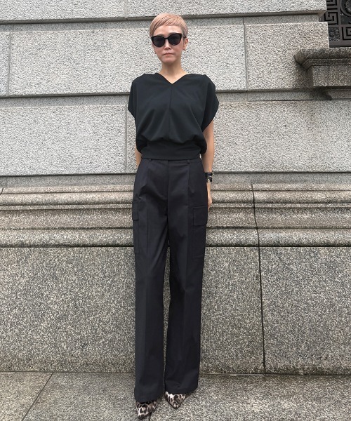 JENNE（ジェンヌ）の「JENNE美脚カーゴパンツ（デニムパンツ・レディース・カーキ/ブラック・SMALL/MEDIUM/LARGE）」の3枚目の写真