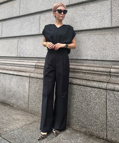 JENNE（ジェンヌ）の「JENNE美脚カーゴパンツ（デニムパンツ・レディース・カーキ/ブラック・SMALL/MEDIUM/LARGE）」の10枚目の写真