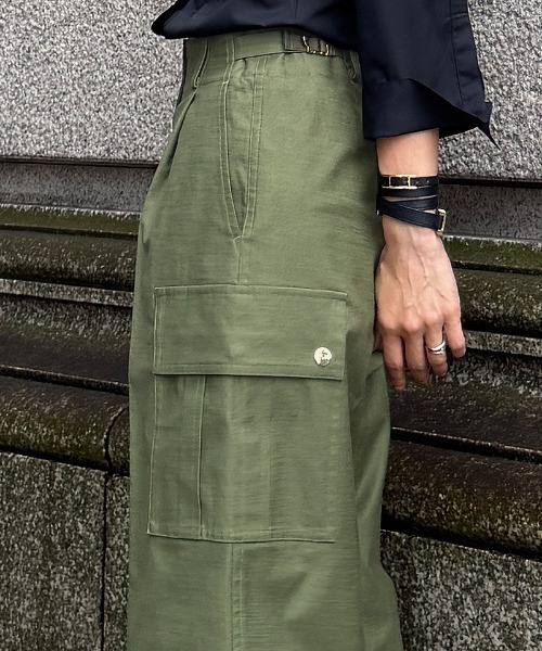JENNE（ジェンヌ）の「JENNE美脚カーゴパンツ（デニムパンツ・レディース・カーキ/ブラック・SMALL/MEDIUM/LARGE）」の18枚目の写真