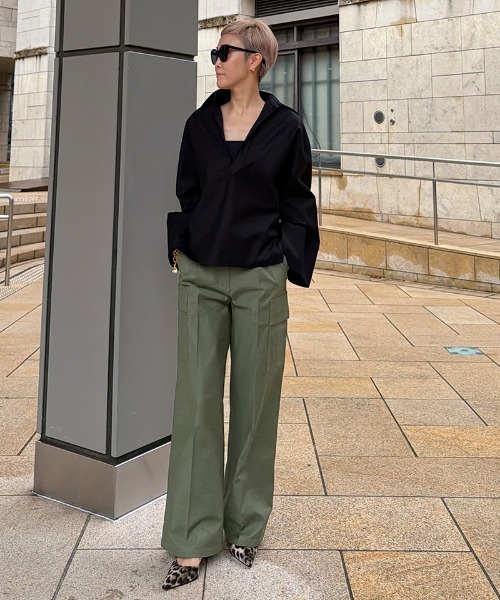 JENNE（ジェンヌ）の「JENNE美脚カーゴパンツ（デニムパンツ・レディース・カーキ/ブラック・SMALL/MEDIUM/LARGE）」の20枚目の写真