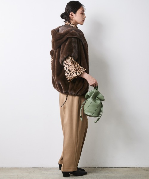 CHIC STYLE(シックスタイル)の「バルーンパンツ<大きいサイズ有>シックスタイル(その他パンツ・レディース・ベージュ/チャコール・LL/3L/5L/4L/L/M)」の18枚目の写真