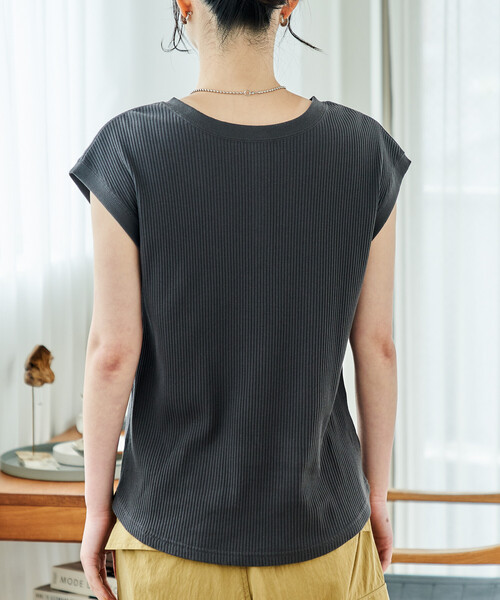 FREAK'S STORE（フリークスストア）の「2WAYヘンリートップス（Tシャツ/カットソー・レディース・ベージュ/チャコールグレー/オフホワイト・ﾌﾘ-）」の17枚目の写真