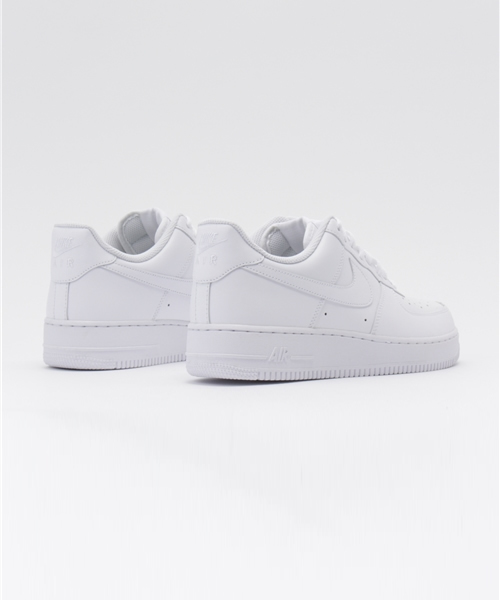 NIKE AIR SLANT(ナイキエアスラント)の「【NIKE/ナイキ】 エアフォース107(スニーカー・メンズ・ホワイト・10/9/8)」の4枚目の写真