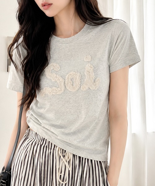 Soi（clothing）（ソイ クロージング）の「【Soi】コットンフリンジロゴパッチTシャツ（Tシャツ/カットソー・レディース・ホワイト/ブラック/オートミール・LARGE/SMALL/MEDIUM）」の19枚目の写真
