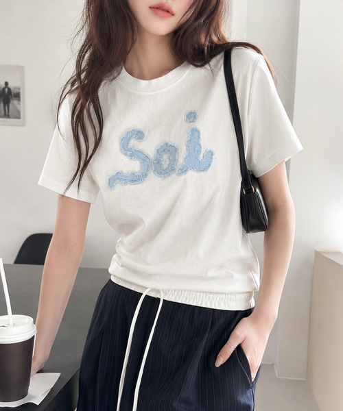 Soi（clothing）（ソイ クロージング）の「【Soi】コットンフリンジロゴパッチTシャツ（Tシャツ/カットソー・レディース・ホワイト/ブラック/オートミール・LARGE/SMALL/MEDIUM）」の9枚目の写真