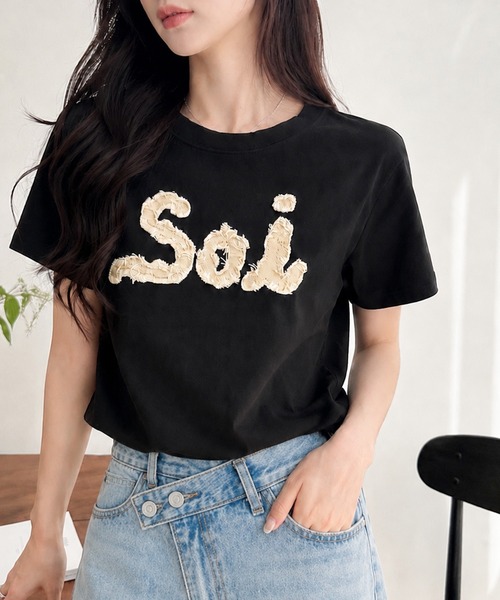 Soi（clothing）（ソイ クロージング）の「【Soi】コットンフリンジロゴパッチTシャツ（Tシャツ/カットソー・レディース・ホワイト/ブラック/オートミール・LARGE/SMALL/MEDIUM）」の13枚目の写真