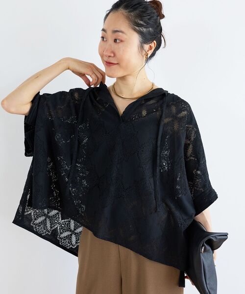 le.coeur blanc(ルクールブラン)の「パッチワーク風レーススキッパーブラウス(シャツ/ブラウス・レディース・ブラック/ブラウン/オフホワイト・38)」の2枚目の写真