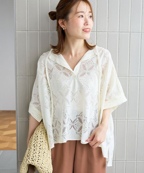 le.coeur blanc(ルクールブラン)の「パッチワーク風レーススキッパーブラウス(シャツ/ブラウス・レディース・ブラック/ブラウン/オフホワイト・38)」の5枚目の写真