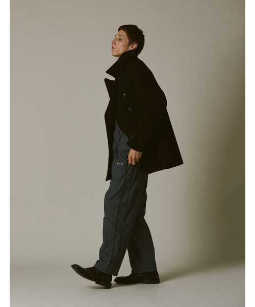 NAMERCLOTHING(ネイマークローディング)の「DOUBLE BREAST MID WOOL COAT BLACK(チェスターコート・メンズ・その他・LARGE)」の4枚目の写真