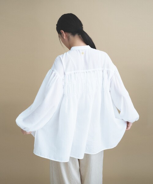 cloenc(クロエンス)の「【マシンウォッシュ】シャーリング チュニックブラウス(シャツ/ブラウス・レディース・チャコールグレー/ホワイト/ピンク・02/00)」の10枚目の写真