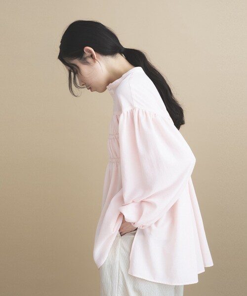 cloenc(クロエンス)の「【マシンウォッシュ】シャーリング チュニックブラウス(シャツ/ブラウス・レディース・チャコールグレー/ホワイト/ピンク・02/00)」の16枚目の写真