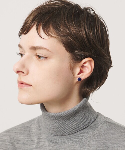 LOEFF(ロエフ)の「【別注】<Haute Joaillerie AKIO MORI>ラピスラズリ ピアス(ピアス(両耳用)・レディース・ロイヤルブルー・FREE)」の2枚目の写真